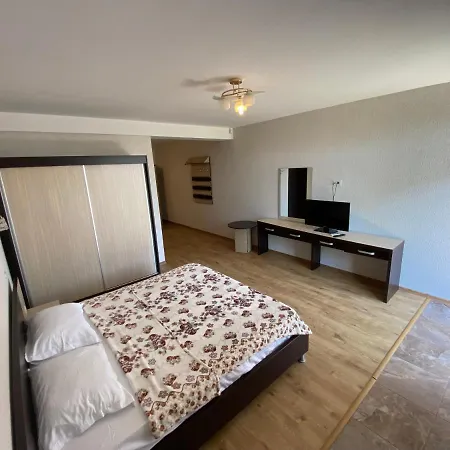 Litoria Πανσιόν